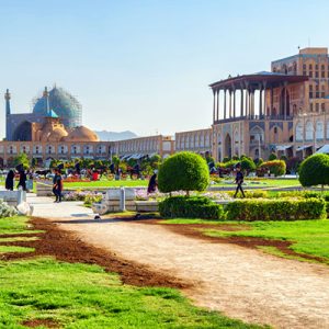  Naqsh-e Jahan Square