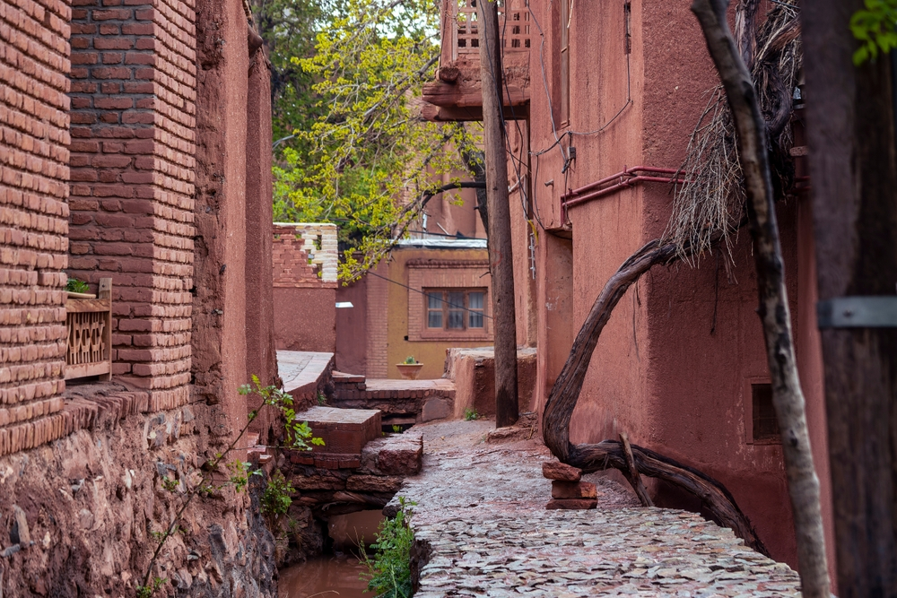 <span> Day 1-3</span>Kashan, Abyaneh- Departure